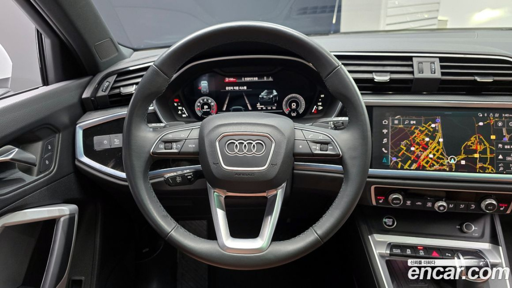 Audi Q3 40 TFSI Quattro Premium, 2023