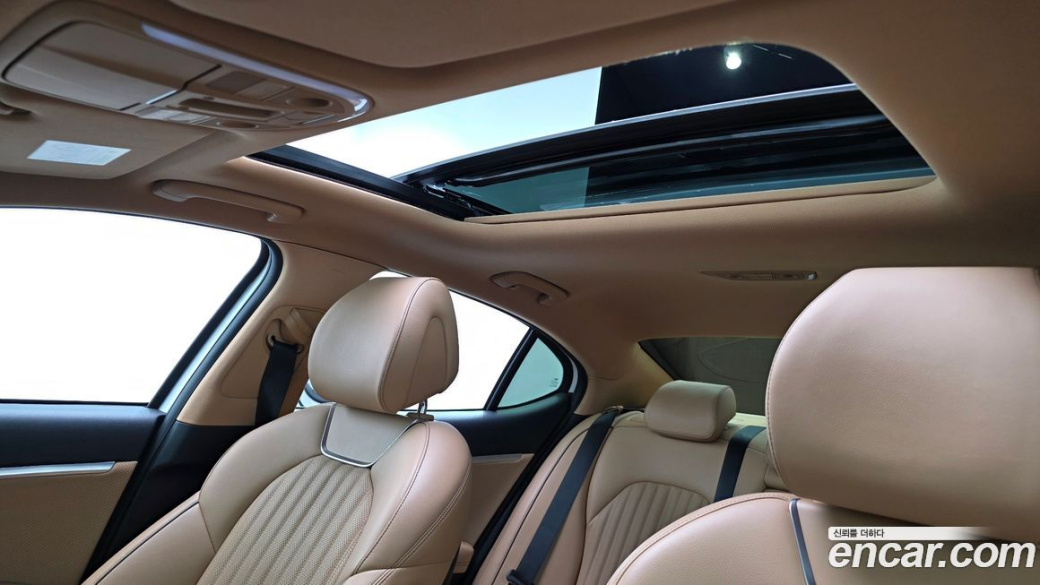 Genesis G70 Gasoline 2.0T 2WD, 2021