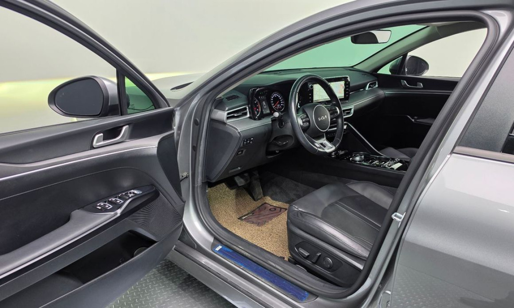 Kia K5 2.0, 2022