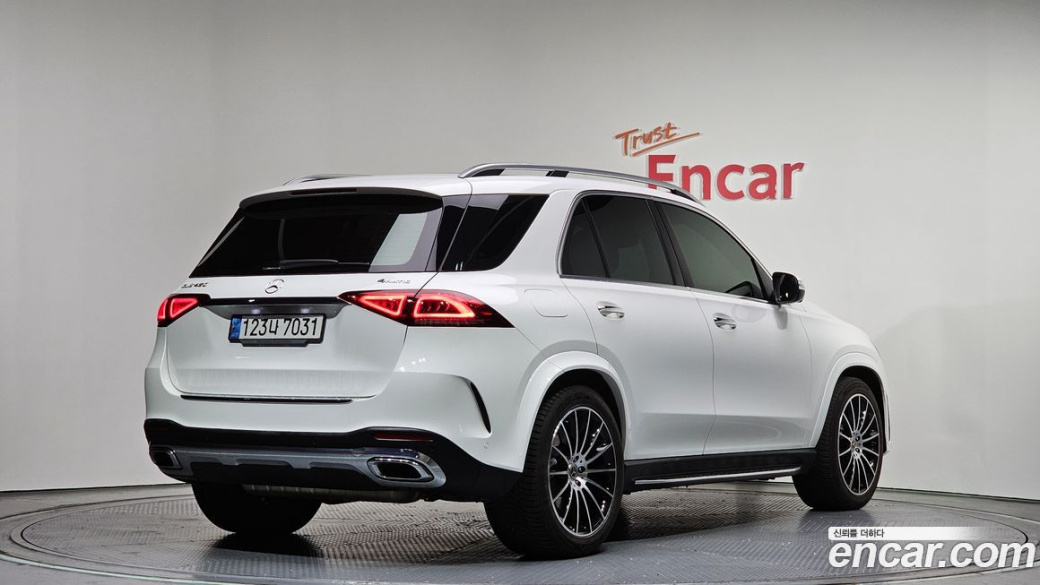 Mercedes-Benz GLE-Class GLE450 4MATIC, 2023