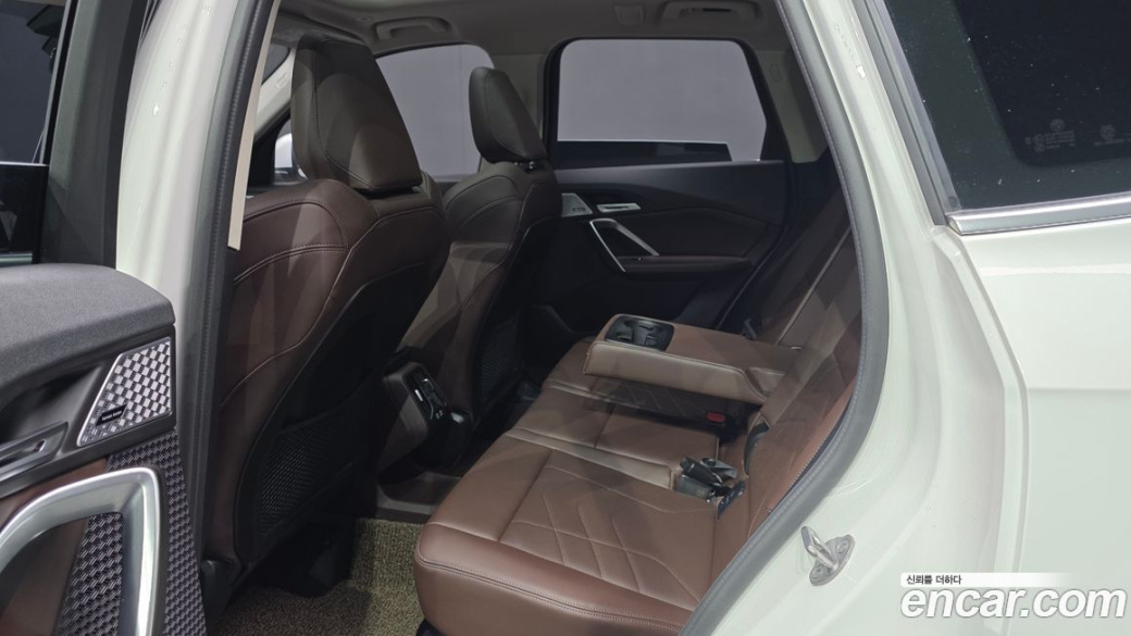 BMW X1 xDrive 20i xLine, 2024