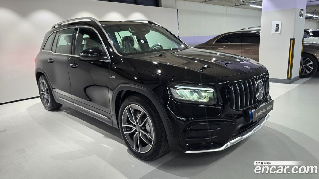 Mercedes-Benz GLB-Class AMG GLB35 4MATIC, 2025