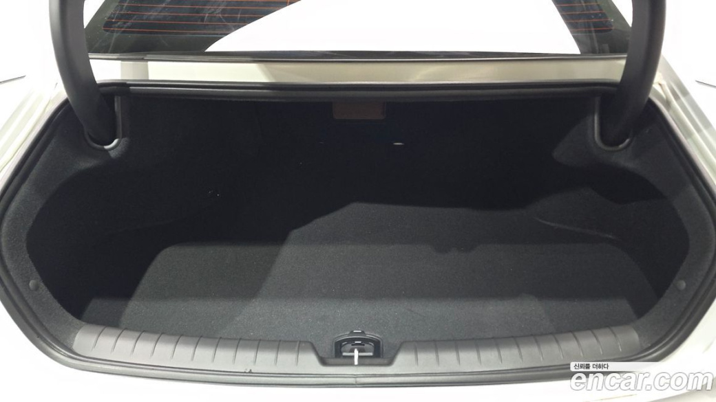 Hyundai Grandeur 2,5 Gasoline 2WD, 2026