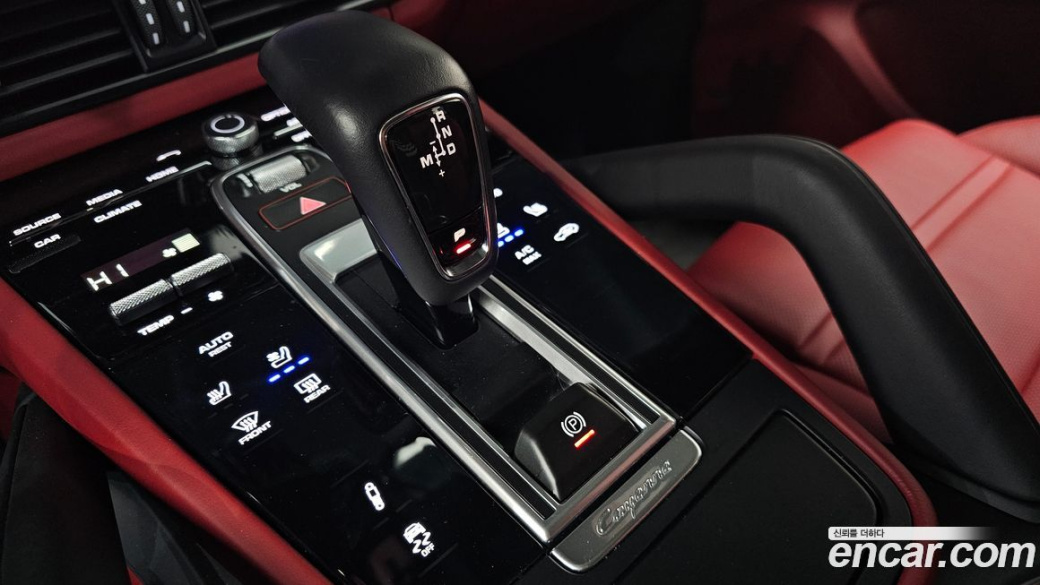 Porsche Cayenne 3.0 PLATINUM EDITION, 2023