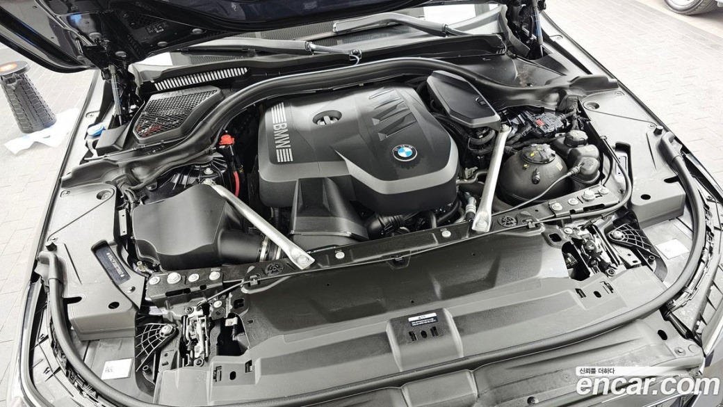 BMW 5-Series 520i Special Edition, 2025