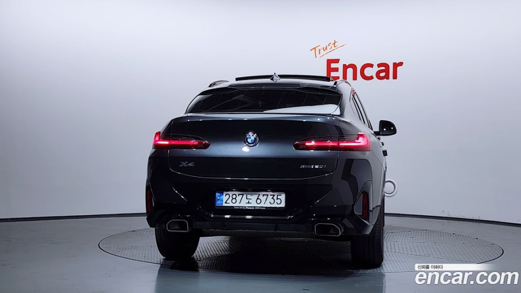 BMW X4 xDrive20i M Sport, 2022