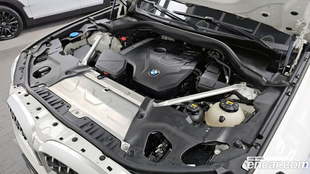 BMW X4 xDrive20i xLine, 2022