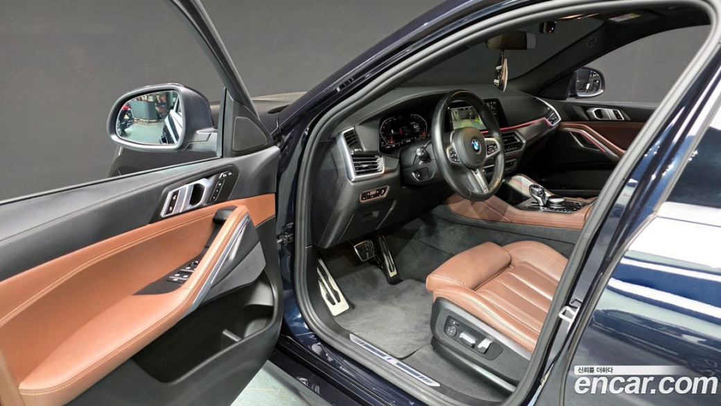 BMW X6 xDrive40i M Sport, 2022