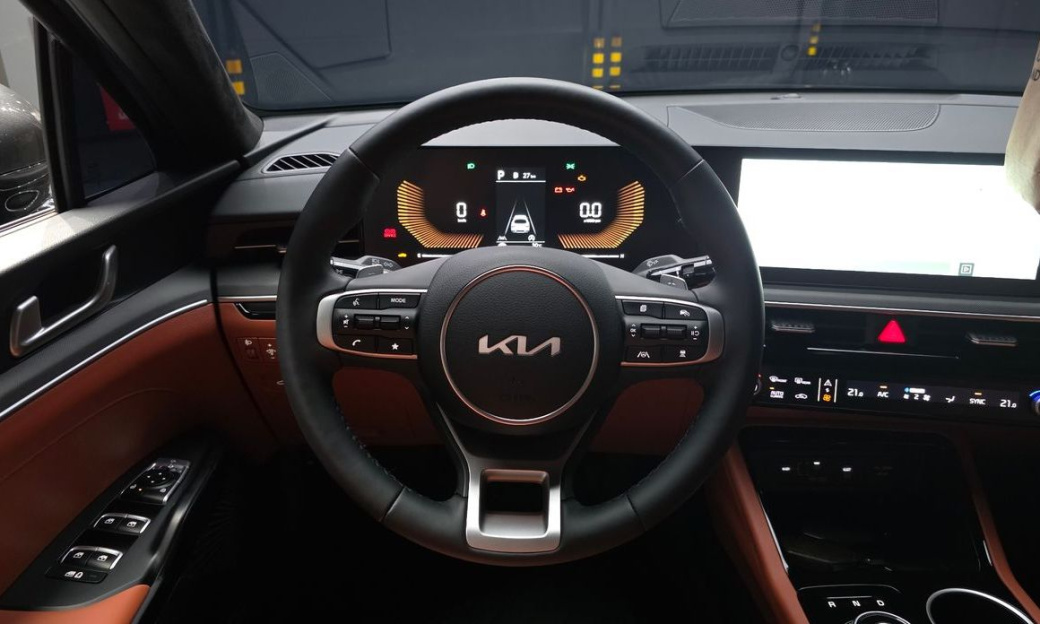 Kia K5 2.0, 2026