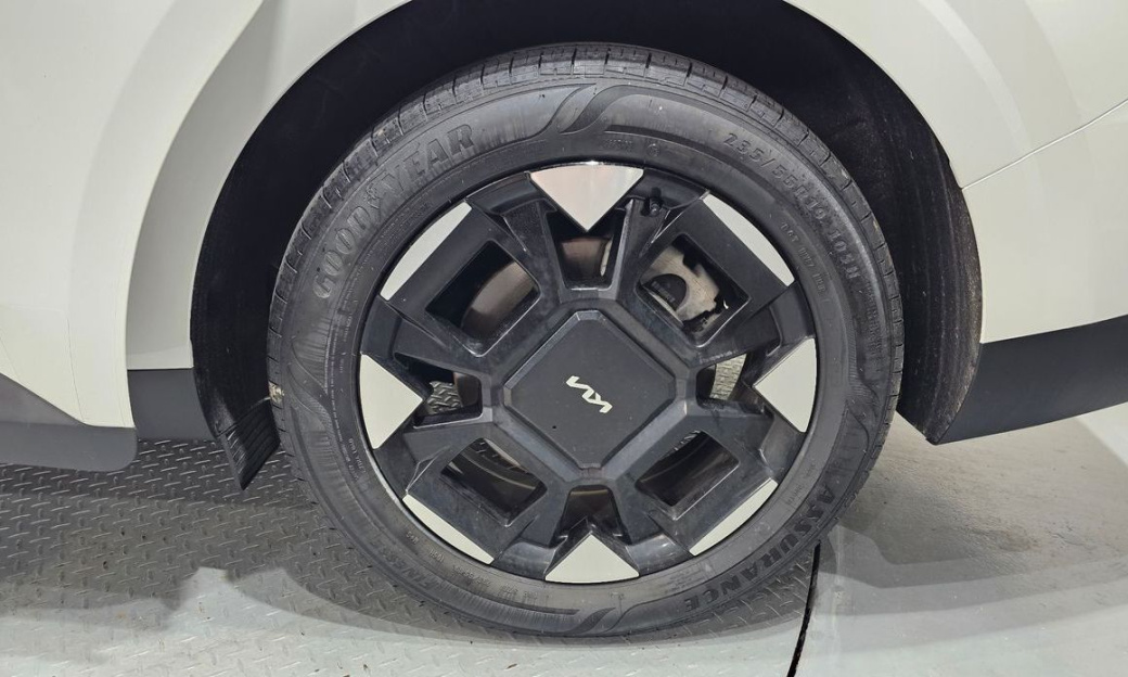 Kia Carnival 9-Seater Noblesse, 2025