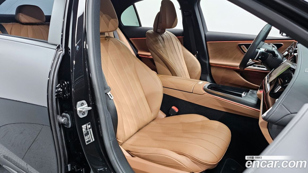 Mercedes-Benz E-Class E450 4MATIC AMG Line, 2026