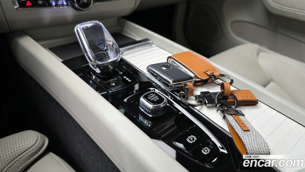 Volvo XC60 B5 Ultra Bright Air Sus, 2026