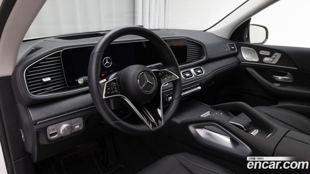 Mercedes-Benz GLE-Class GLE450 4MATIC, 2025