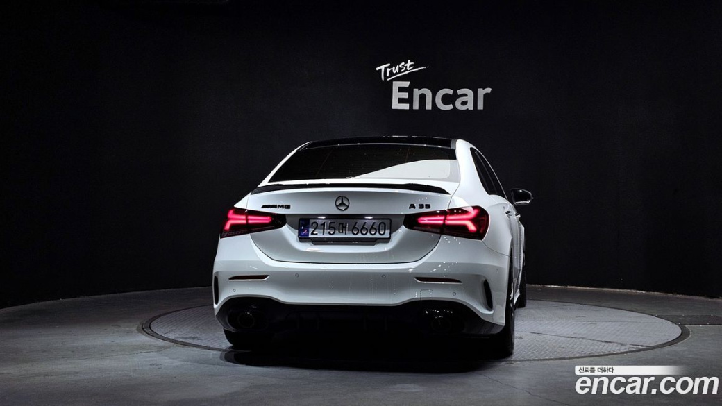 Mercedes-Benz A-Class AMG A35 4MATIC Sedan, 2023