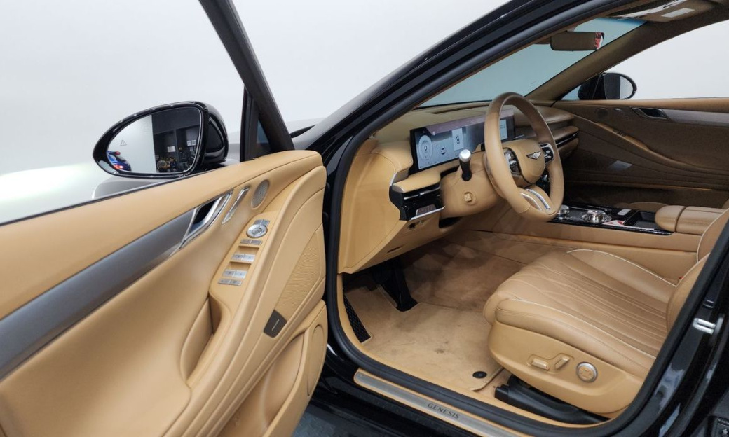 Genesis G80 Gasoline 2.5 Turbo AWD, 2025