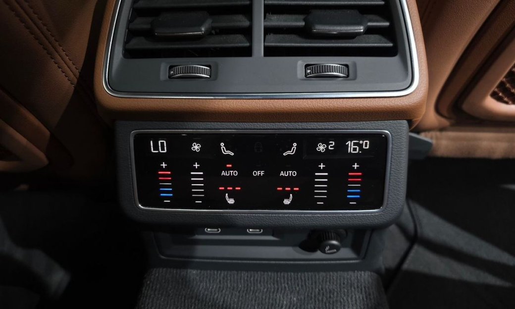 Audi A6 45 TFSI Quattro Premium, 2023