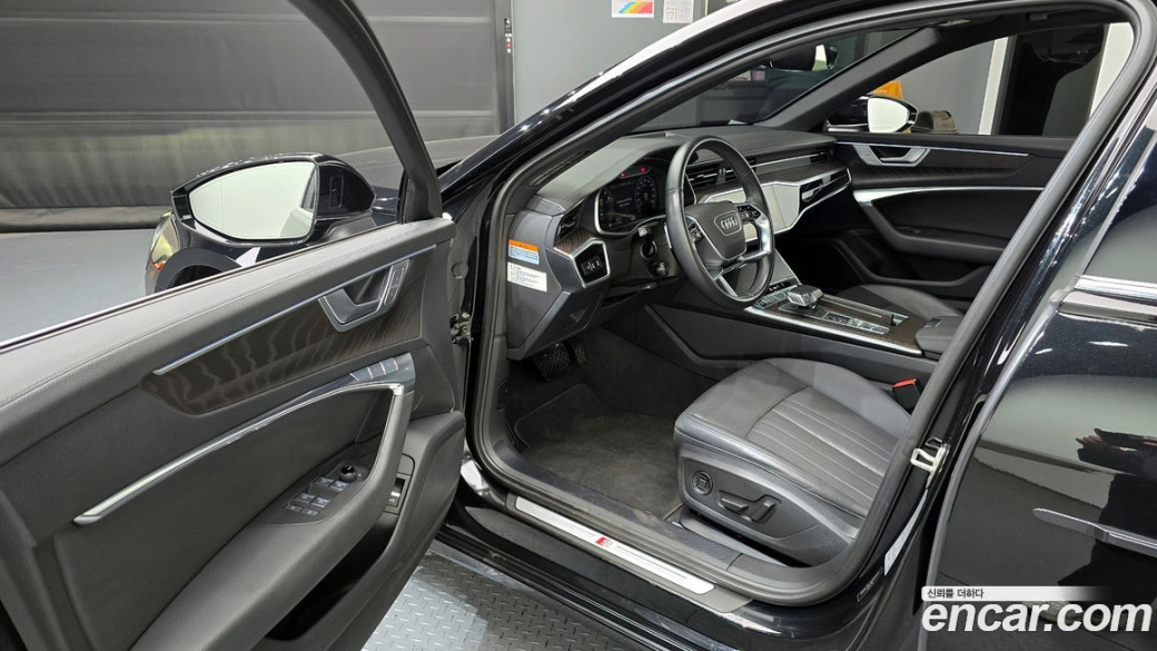 Audi A6 45 TFSI Premium, 2022