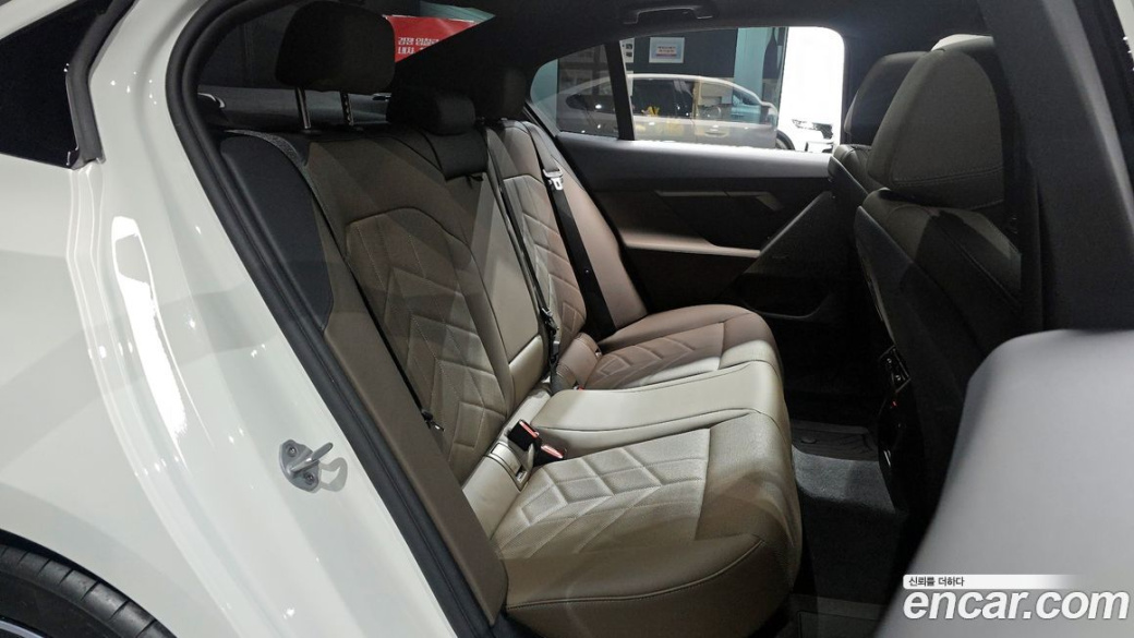 BMW 5-Series 520i M Sport, 2025