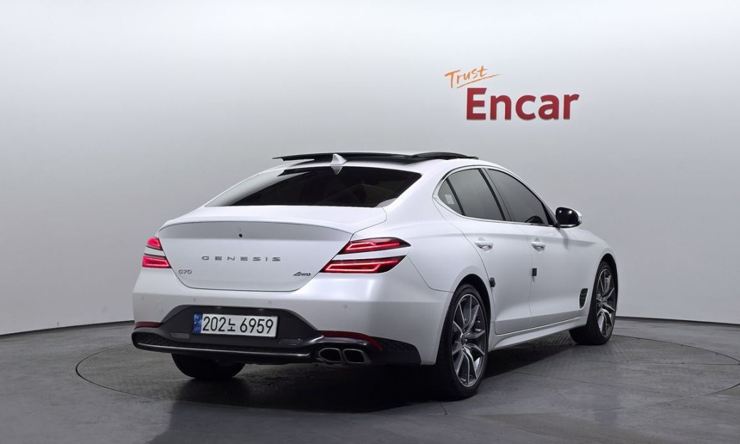 Genesis G70 Gasoline 2.0T 4WD, 2022