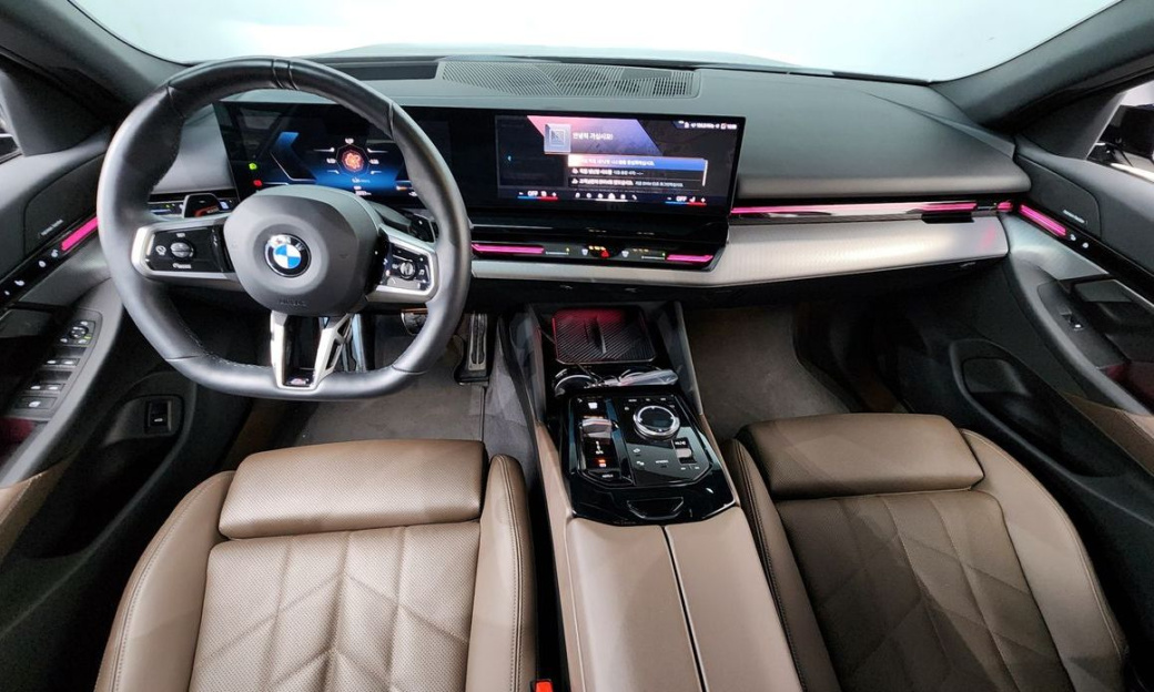 BMW 5-Series 520i M Sport, 2024