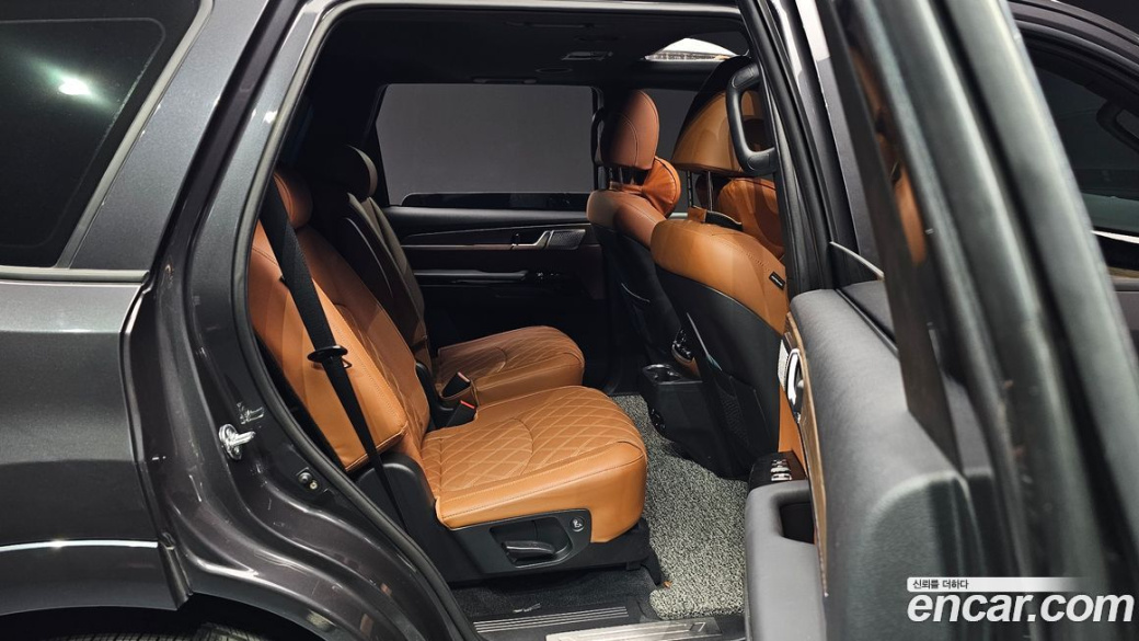 Kia Mohave Diesel 3.0 4WD 6-Seater, 2023