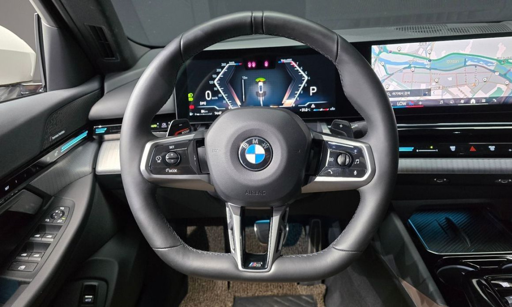 BMW 5-Series 520i M Sport, 2024