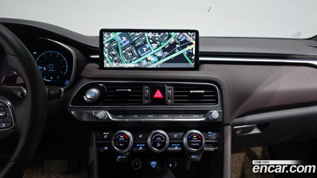 Genesis G70 Gasoline 2.0T 4WD, 2023