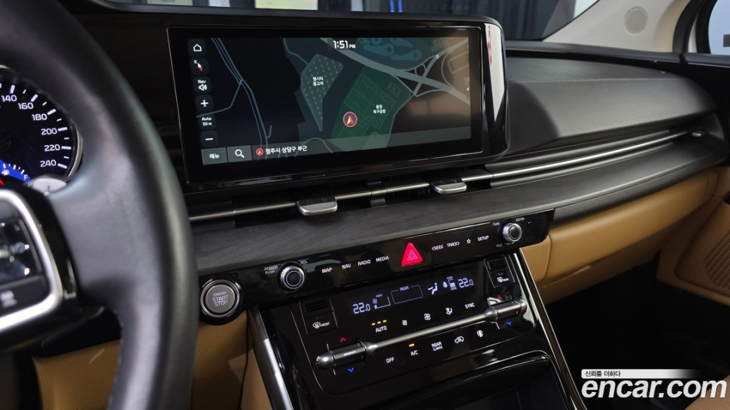 Kia Carnival 9-Seater Noblesse, 2021