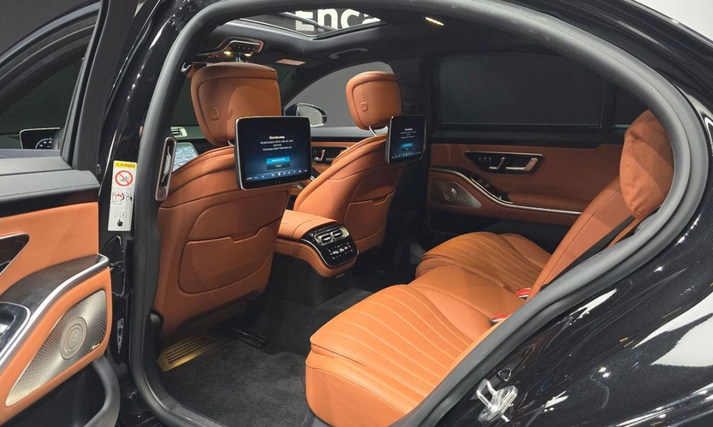 Mercedes-Benz S-Class S500L 4MATIC, 2022