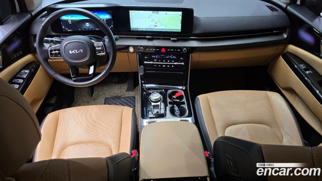 Kia Carnival 9-Seater Signature, 2023