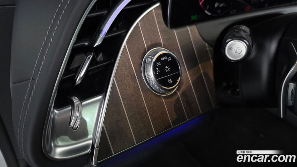 Mercedes-Benz E-Class E300 4MATIC Exclusive, 2024