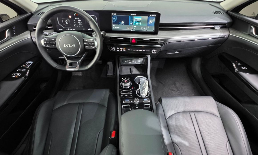 Kia K5 1.6 Turbo, 2025