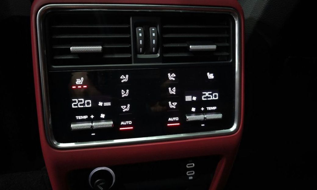 Porsche Cayenne 3.0 COUPE PLATINUM EDITION, 2022