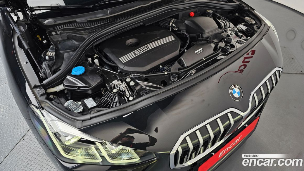 BMW 2-Series 220i M Sport, 2023