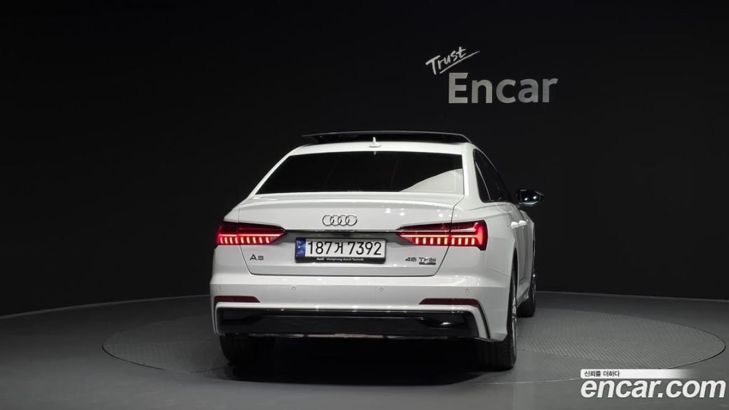 Audi A6 45 TFSI Quattro Premium, 2025