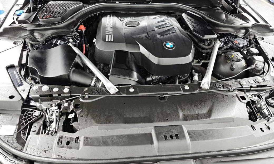 BMW 5-Series 530i xDrive M Sport, 2024