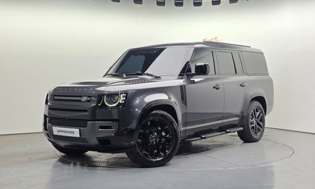 Land Rover Defender 130 P400 Outbound, 2024