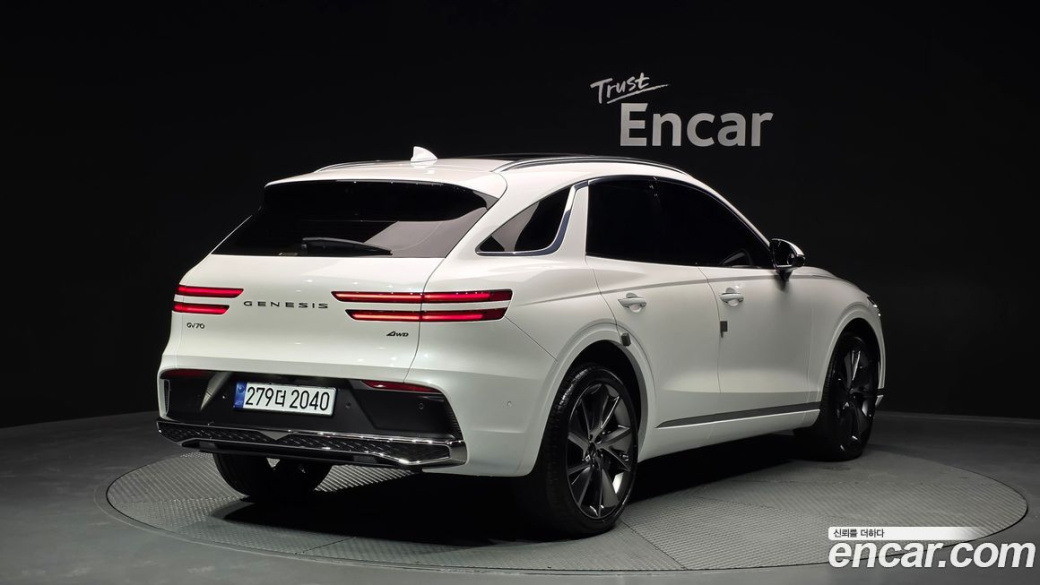 Genesis GV70 2.5T Gasoline AWD, 2025