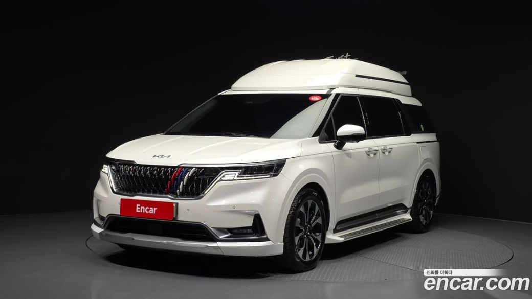Kia Carnival 9-Seater Hi-Limousine, 2021