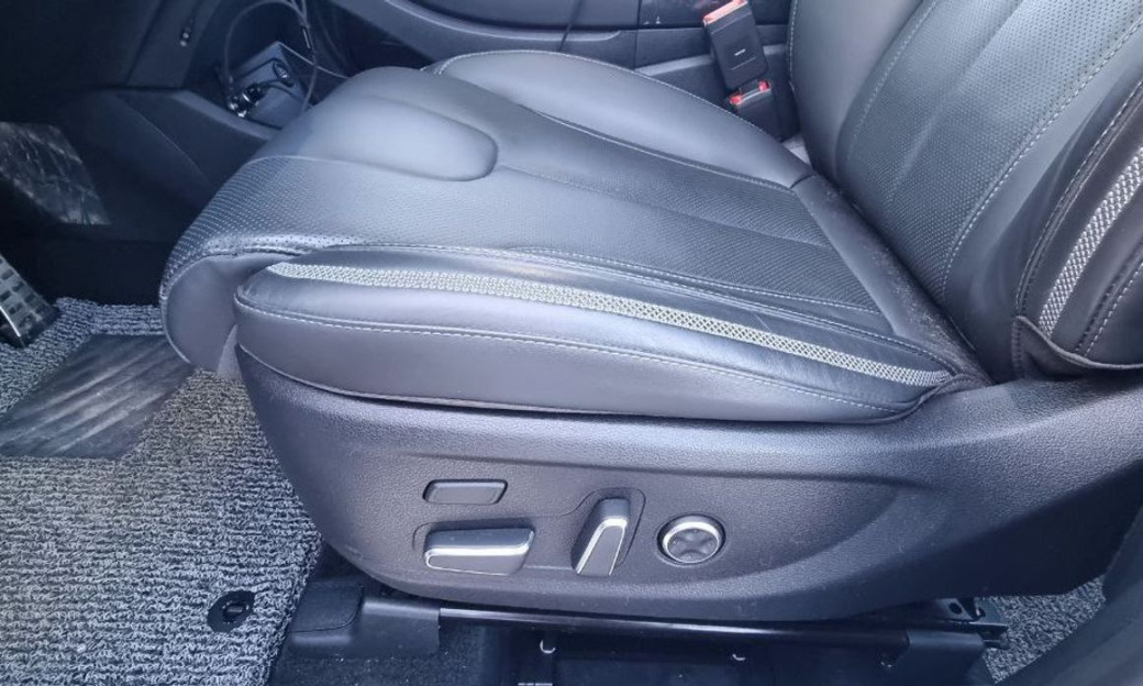 Hyundai Santafe Diesel 2.2 4WD, 2023