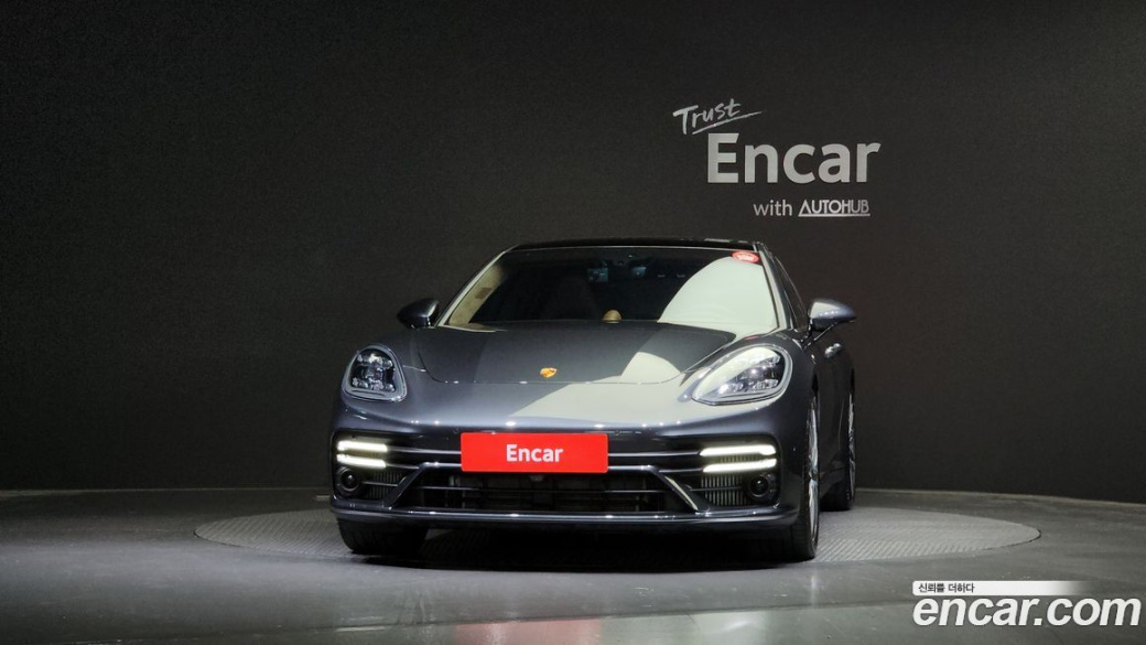 Porsche Panamera 4.0 Turbo S, 2023