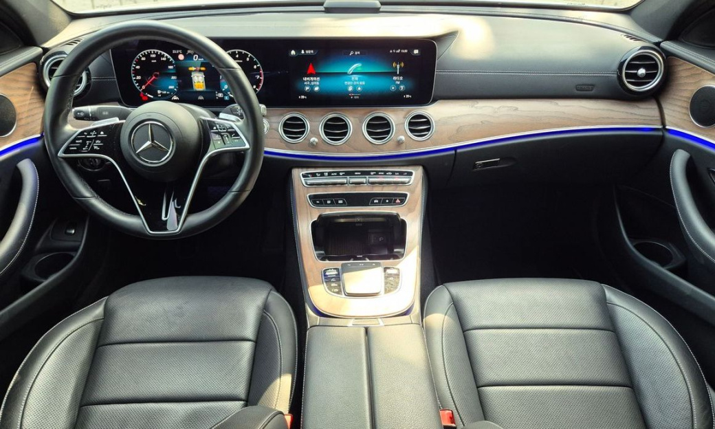 Mercedes-Benz E-Class E250 Exclusive, 2023