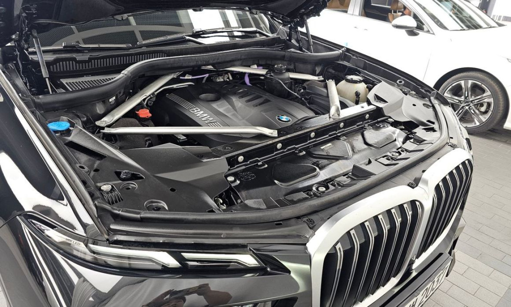 BMW X7 xDrive 40i M Sport 6STR, 2024