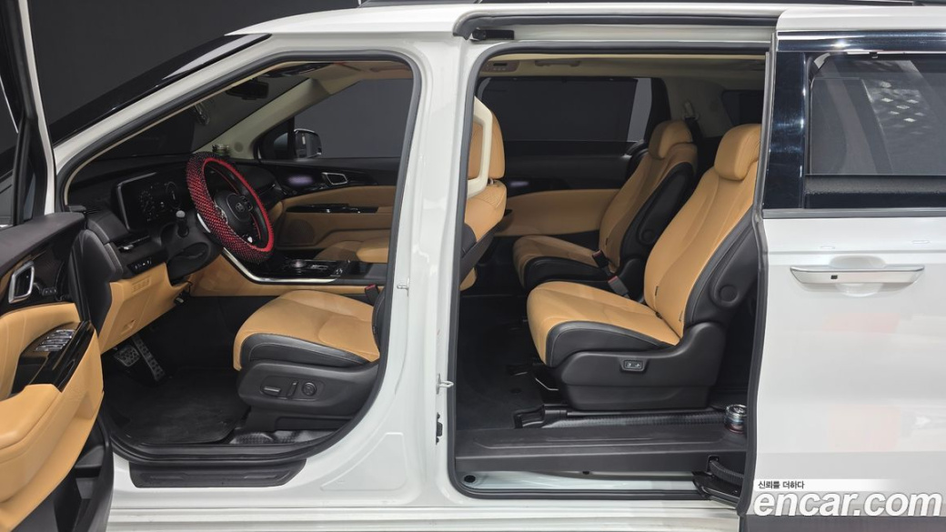 Kia Carnival 9-Seater Signature, 2021