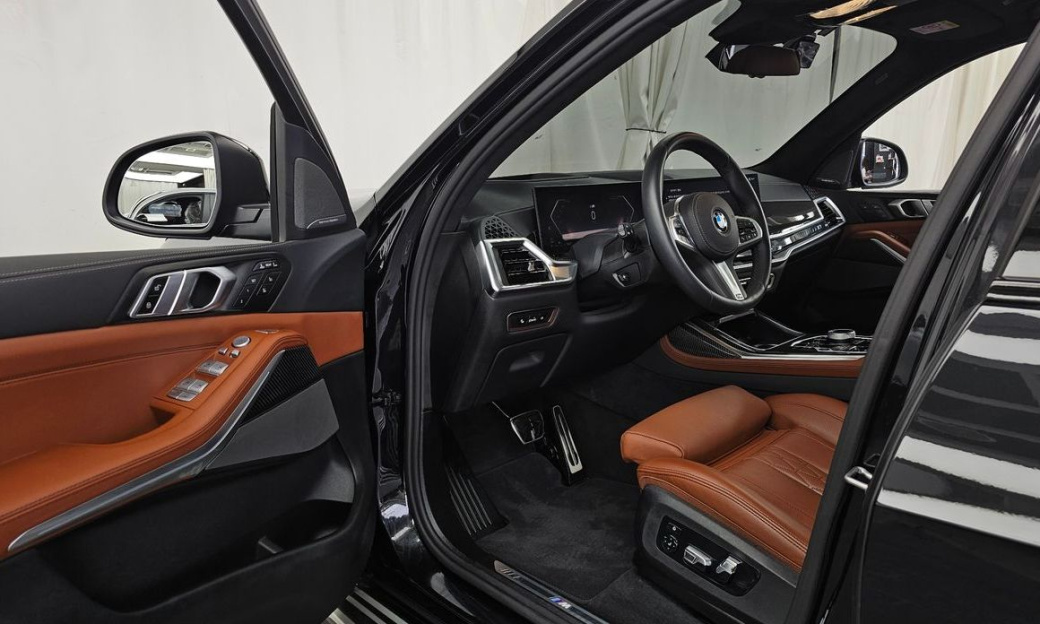 BMW X7 xDrive 40d M Sport 7 STR, 2025