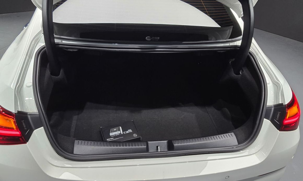 Mercedes-Benz CLA-Class CLA250 4MATIC, 2024