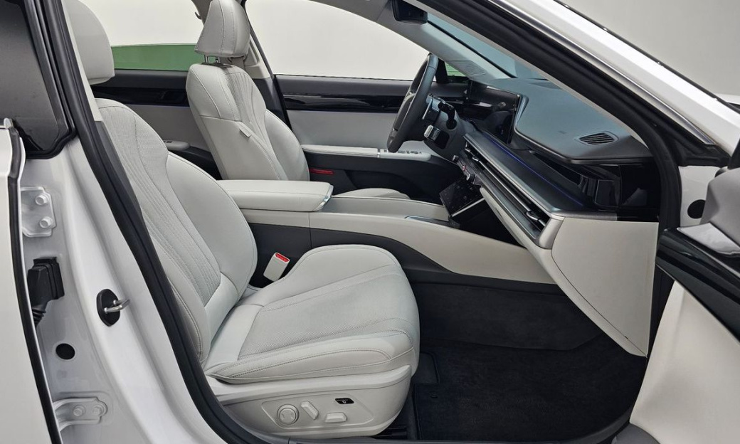 Hyundai Grandeur 2,5 Gasoline 2WD, 2024