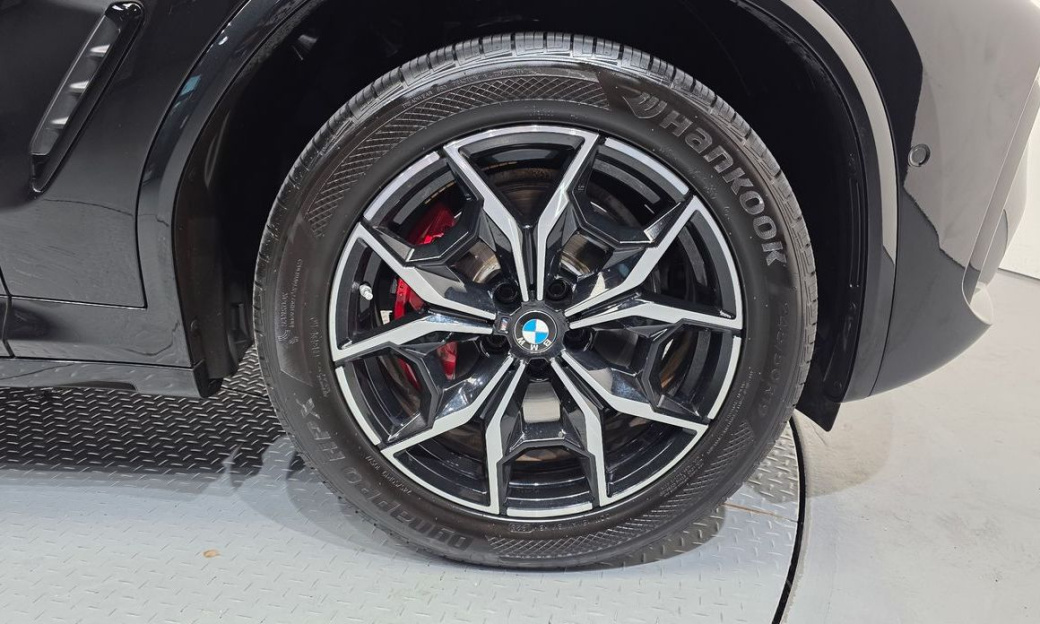 BMW X4 xDrive20i M Sports Pro, 2023