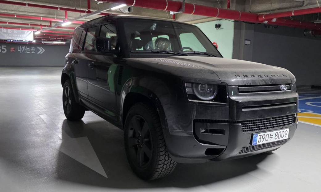 Land Rover Defender 110 P400 X, 2026