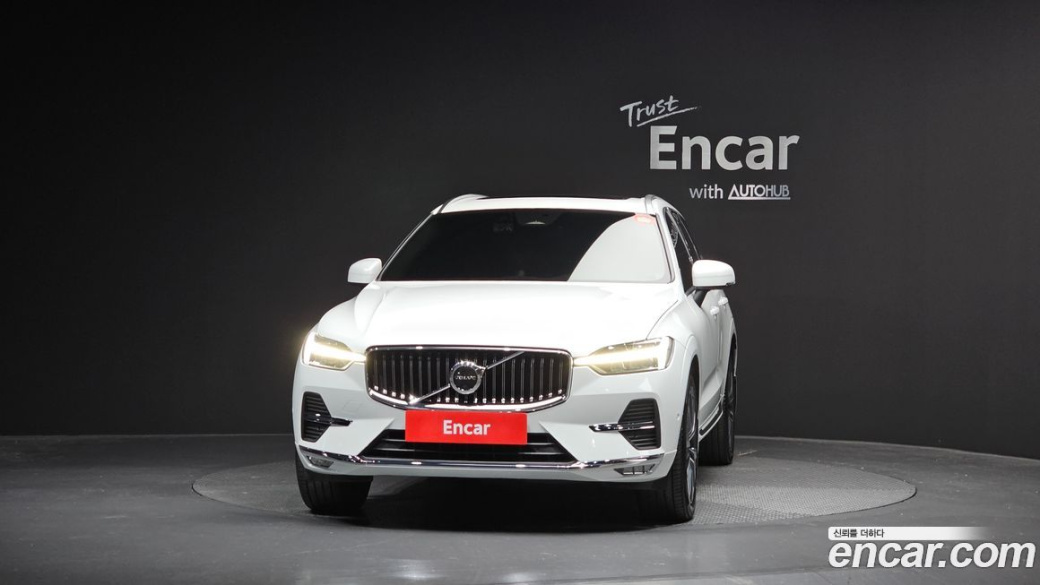 Volvo XC60 B6 Inscirtion, 2022